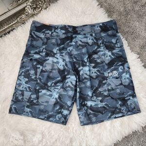 AFTCO Tactical Fishing Shorts. Camo Blue. Size 40. New.Representing the upper